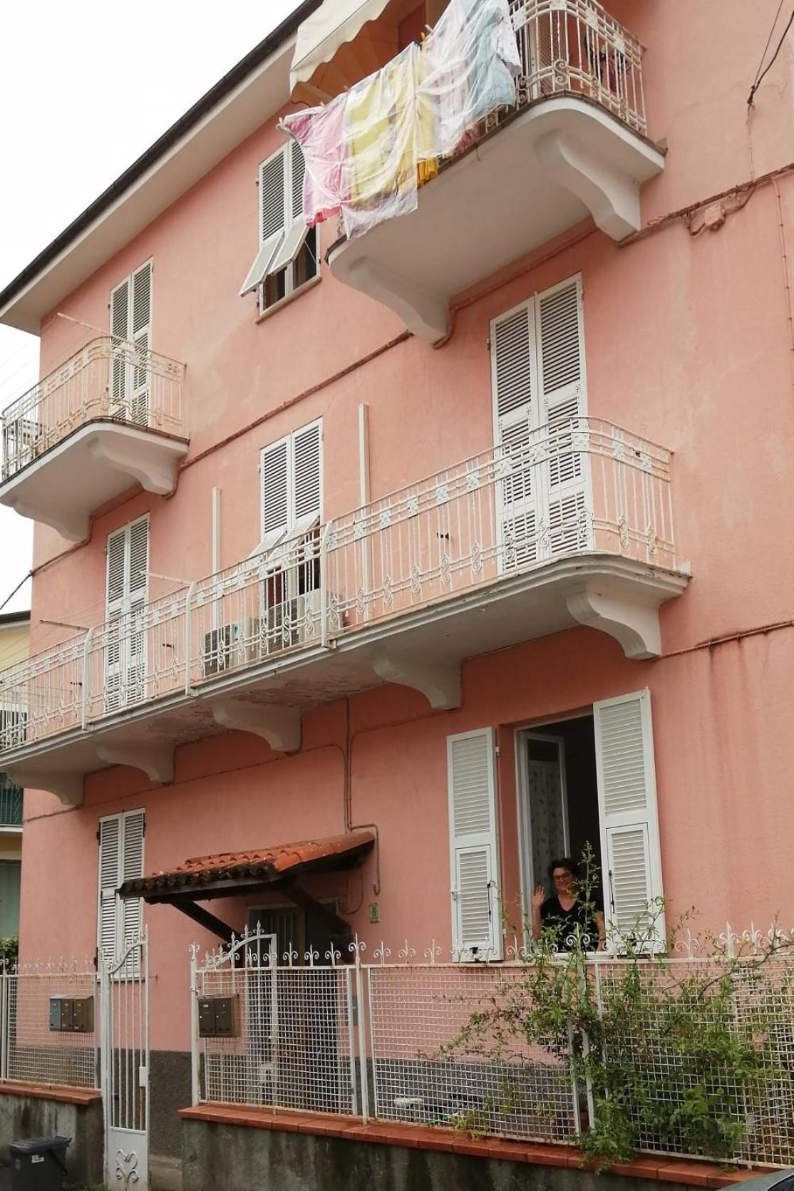 Domo Nina Apartment ลาสเปเซีย ภายนอก รูปภาพ